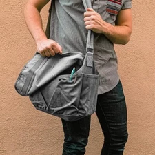 Sweetbriar Classic Heavyweight Cotton Canvas Vintage Messenger Shoulder Bag-New