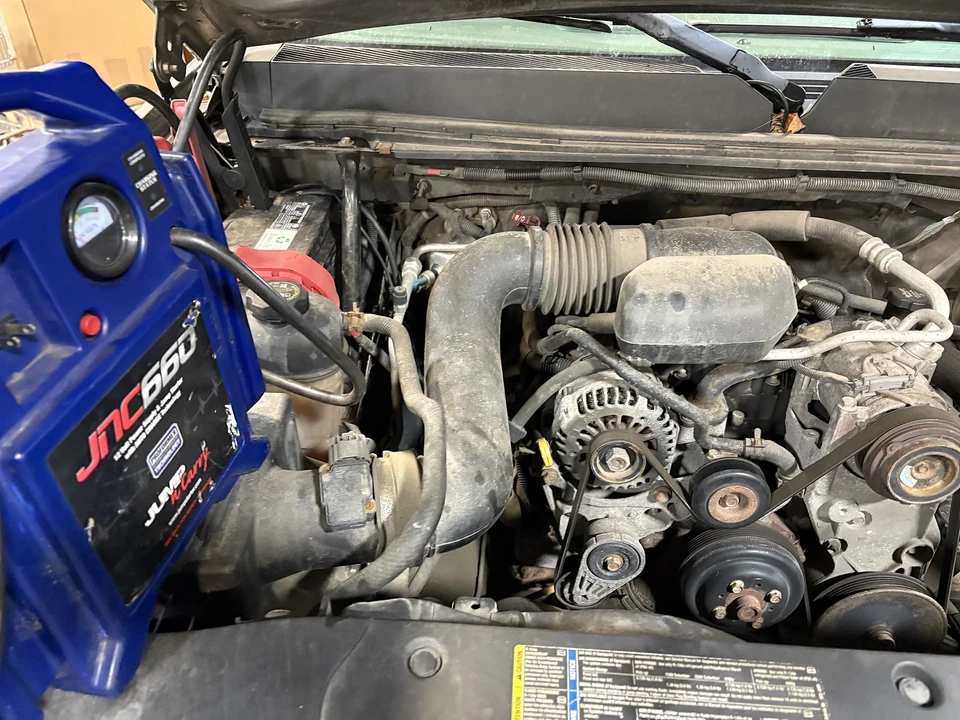 Used Engine Complete Assembly fits: 2009 Gmc Sierra 1500 pickup new style smooth Foto 2 de 4