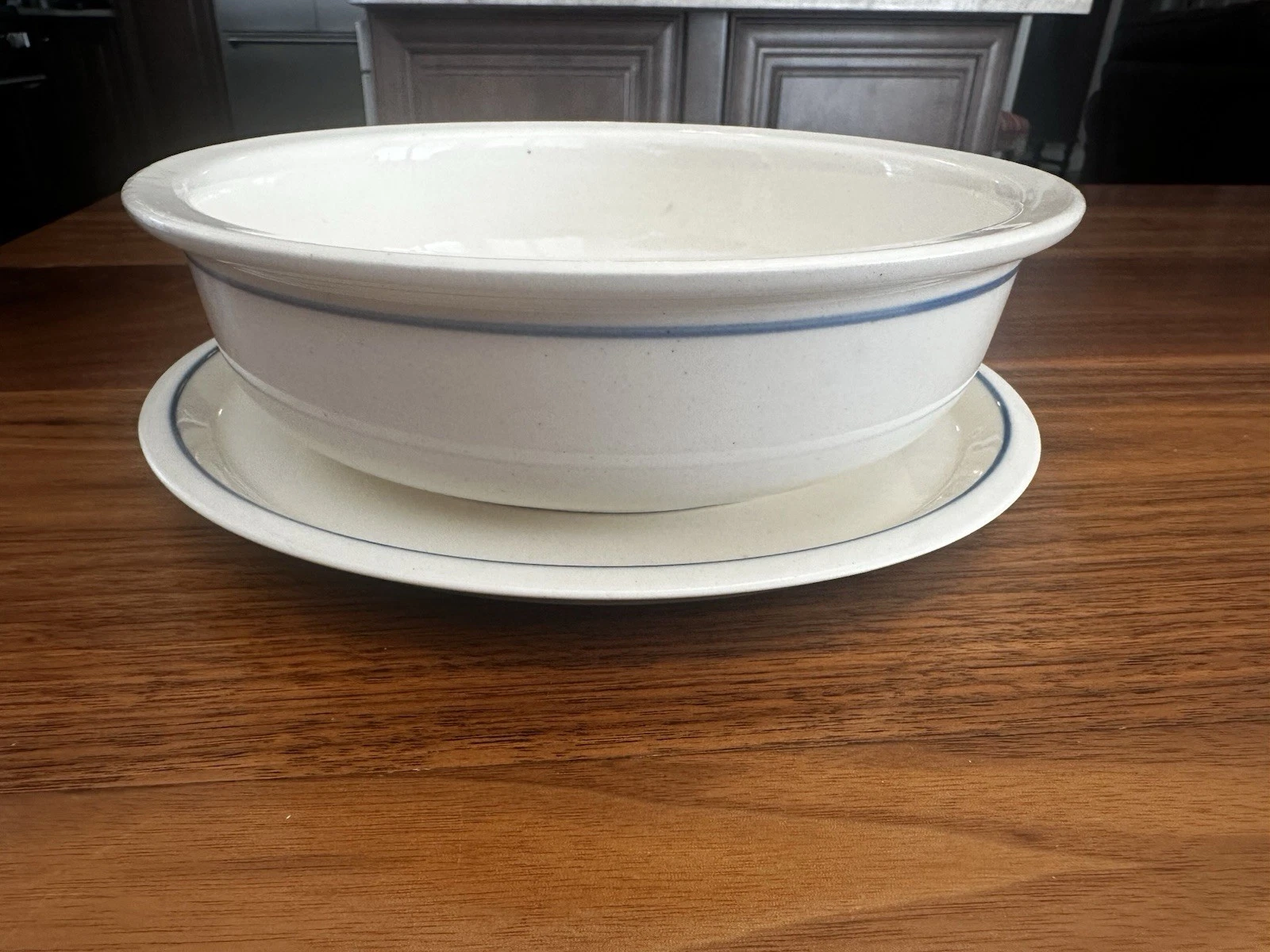 VTG DDR Germany Berry Strainer Bowl With Blue Stripe and Saucer 1.5L Stoneware
Opens in a new window
