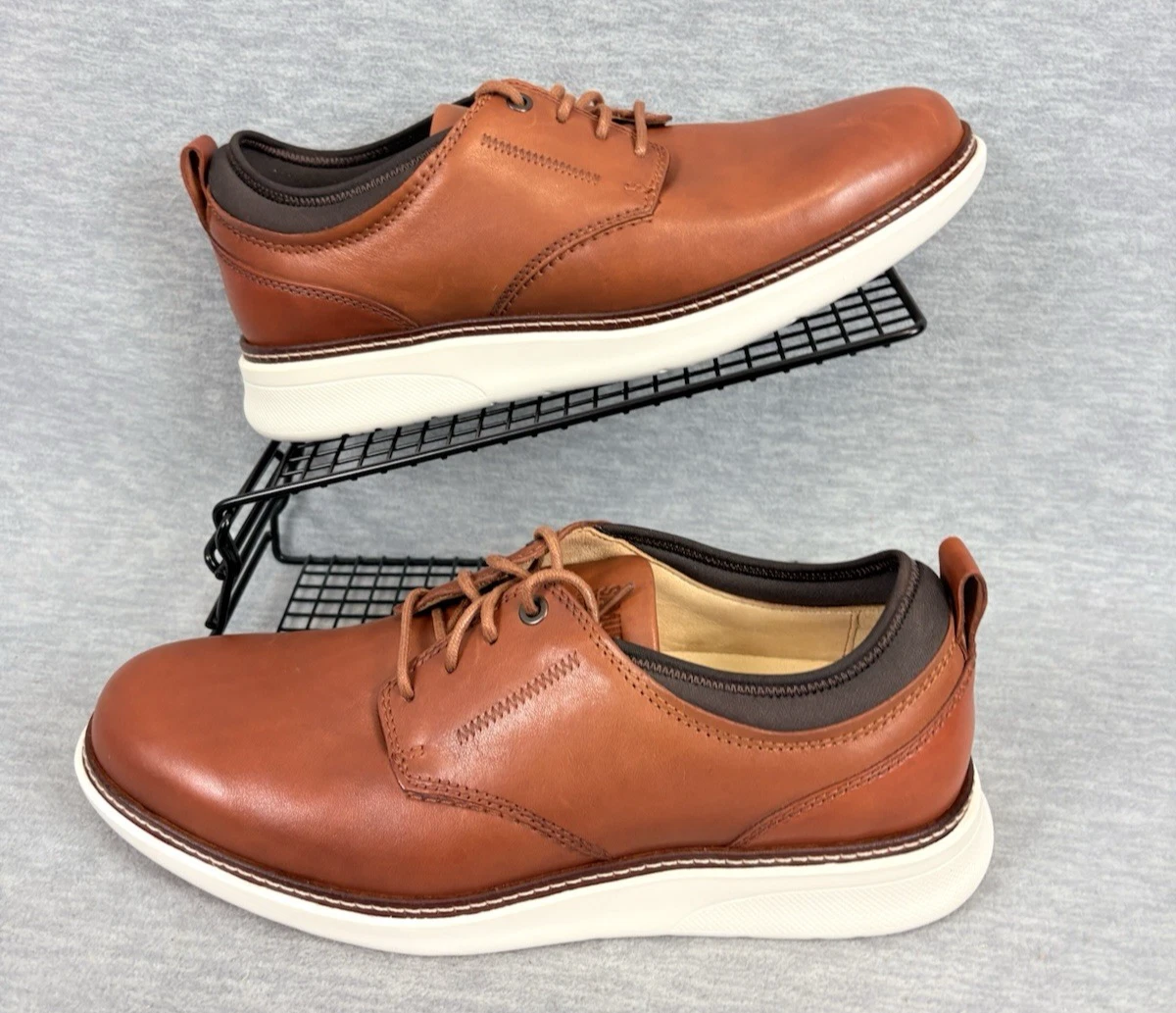 SAMUEL HUBBARD  Suede Casual Shoe Mens  Sz 10.5M Olive Green Casual Shoes 10.5 M SAMUEL HUBBARD CHUKKA BOOTS NEW RE-BOOT BROWN MENS  main image 4