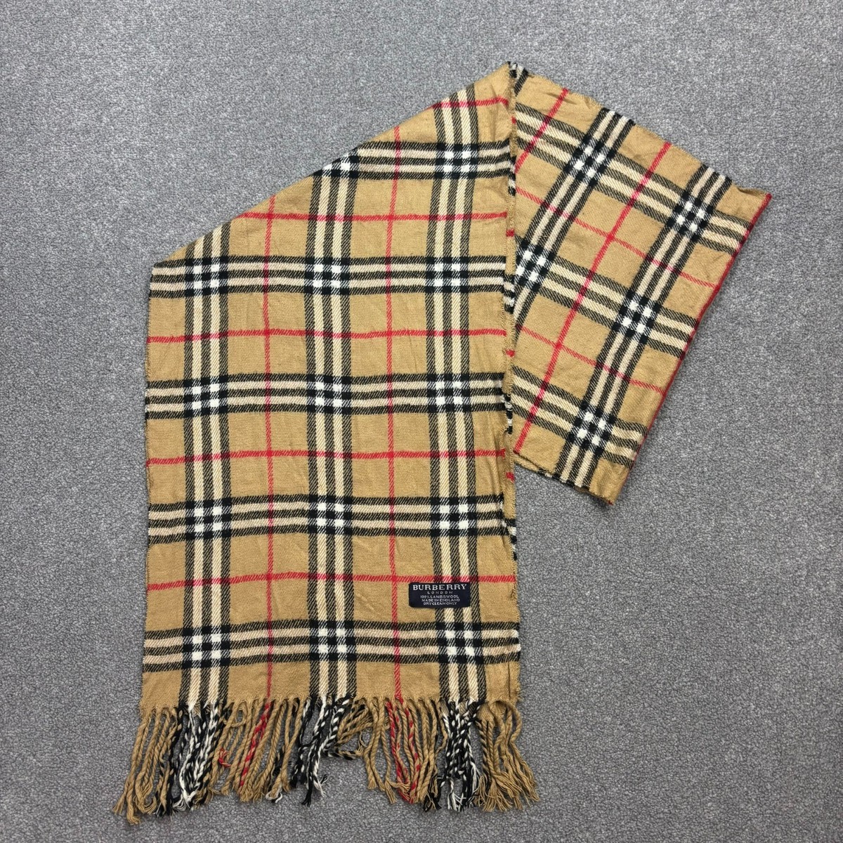 BURBERRY LONDON ENGLAND ノバチェック Burberry London Scarf 64x12 Inches Beige Nova Check 100% Lambswool
