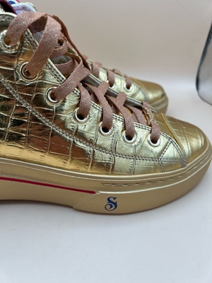 Skechers x Snoop Dogg Gold Medal Sneakers 2024 Collab  display picture 3
