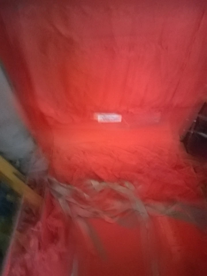 Rare Find! 1950 White star luggage vintage suitcase - Image 2 of 4