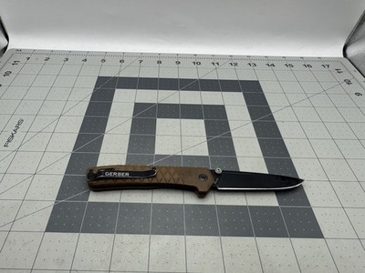 G30001880 Gerber Zilch Coyote Black 1910523A Blade Brown Handles Linerlock Clean