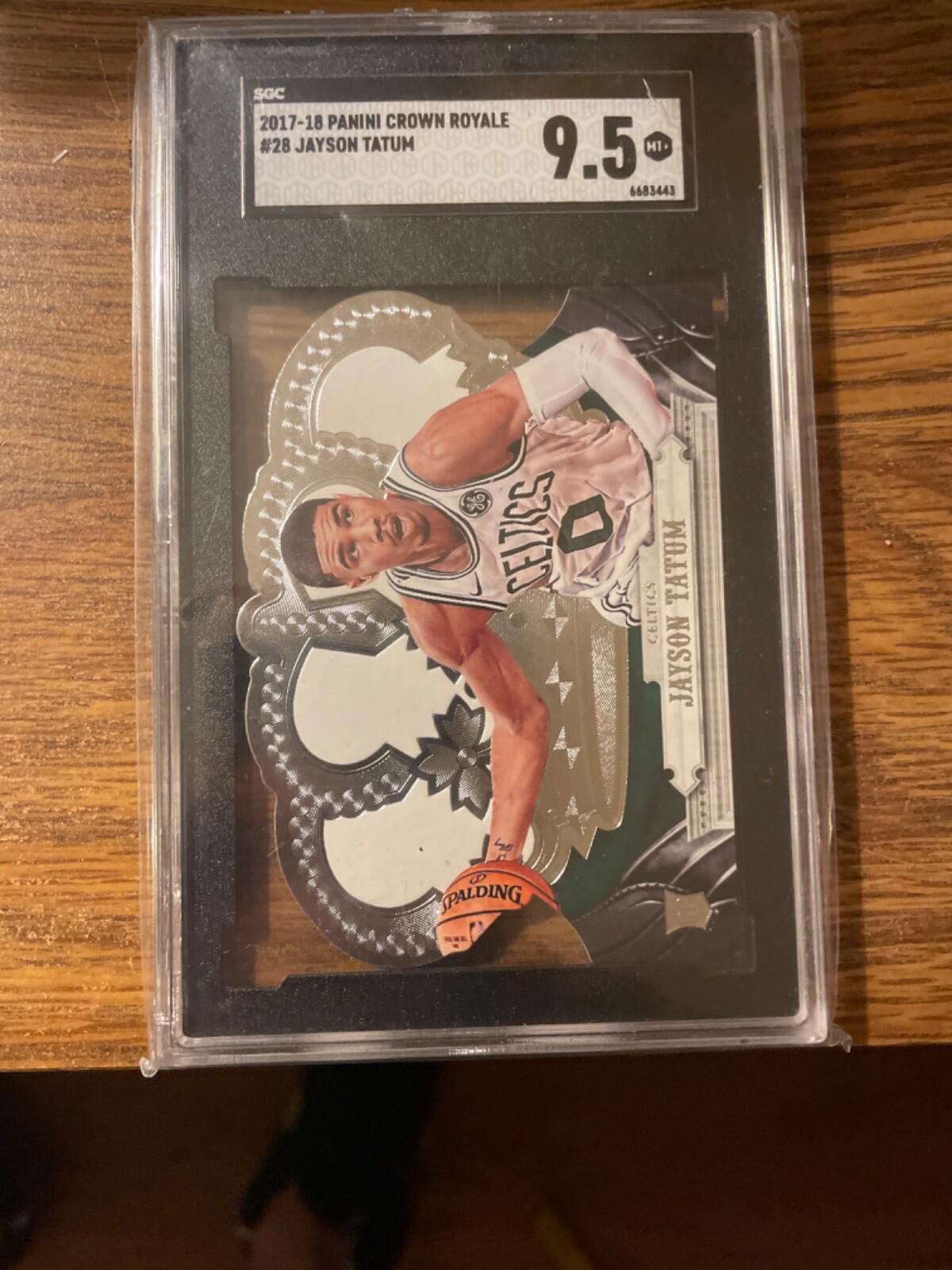 2017-18 Panini Crown Royale - #28 Jayson Tatum Rookie