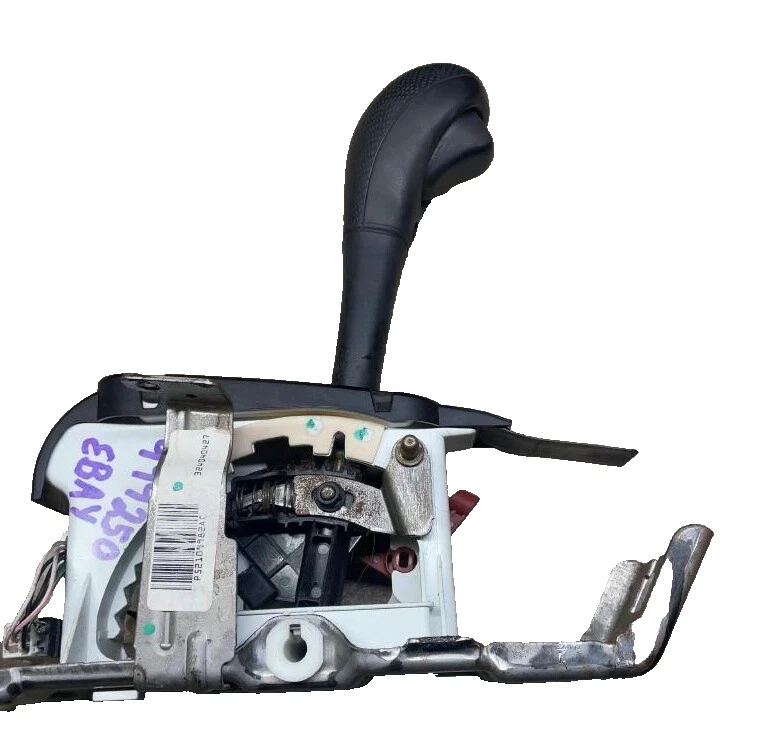 2005-2006 Jeep Liberty Automatic Floor Shift Assembly Foto 2 de 4