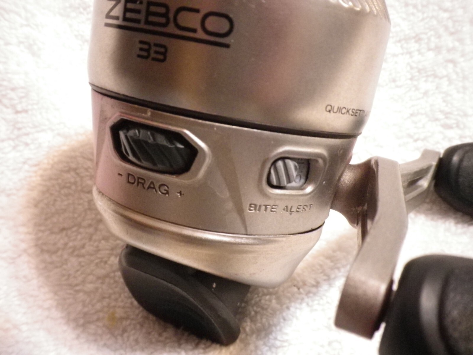 Zebco 33 pink Reel fishing bite alert Drag 33NL CKK9 eBay