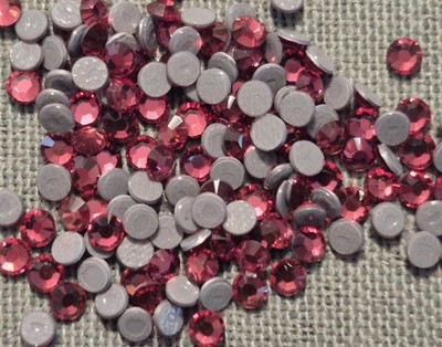 360 pcs. Swarovski INDIAN PINK Flatback Hotfix crystals 10ss 3mm 2028 
