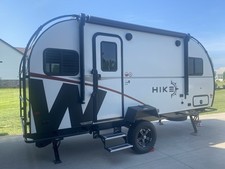Winnebago Hike 171 DB Camper