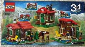 LEGO Creator Lakeside Lodge 31048, Complete Set, 368 Pieces, new in box