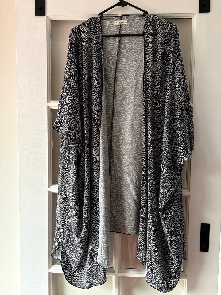 Seed Grey Print Open Front Kimono-style Cardigan