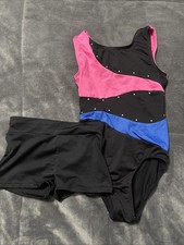 Freestyle Girls Leotard with Shorts size 6  Pre-Owned