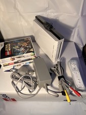Nintendo Wii RVLSWFSP 512MB Console - White