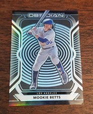 2021 Panini Chronicles Obsidian Electric Etch Carolina Blue Mookie Betts #8