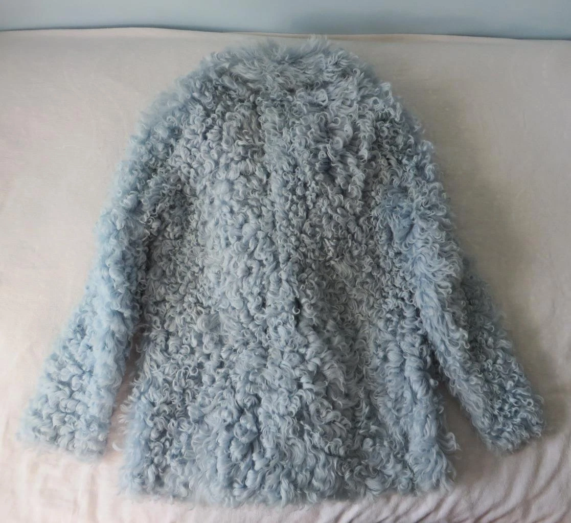 Giacca cappotto Gucci blu shearling pavone (prezzo consigliato £ 5.000)