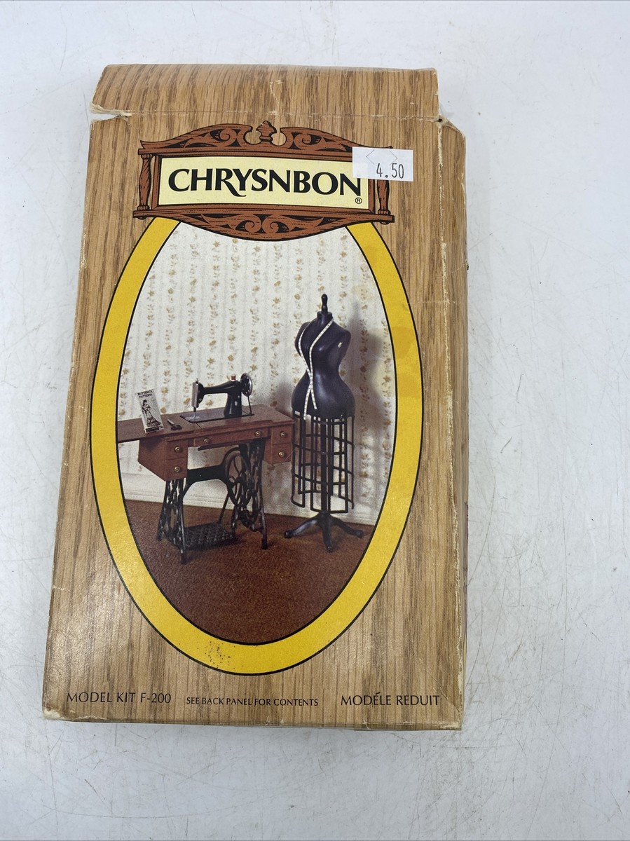 Chrysnbon Treadle Sewing Machine Dress Form Kit Dollhouse Miniature Kit  F-200