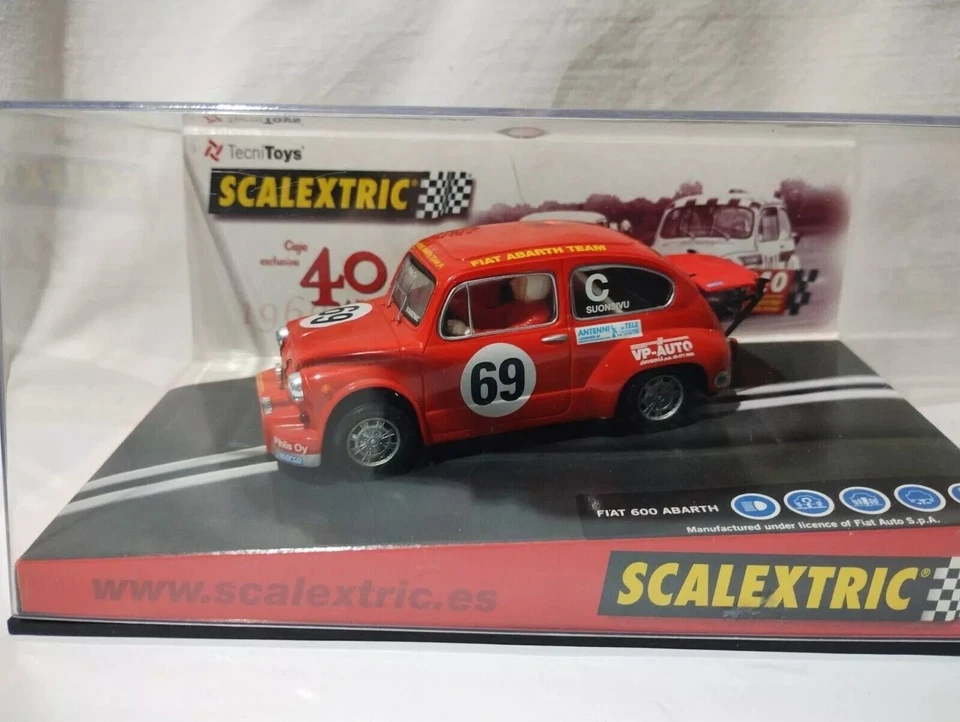 acn SCALEXTRIC EDL2 SEAT 600 FIAT ABARTH 1962/2002 6904 - Imagen 2 de 4