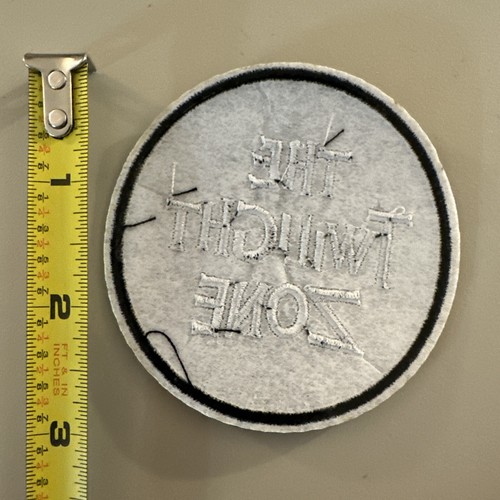 The Twilight Zone (Iron On Patch) Horror / Fantascienza / Film / TV - Foto 3 di 3