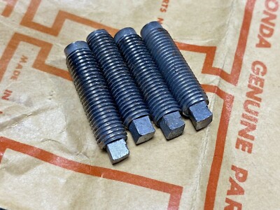HONDA DREAM C70 C71 CS71 C75 C76 CS76 SCHRAUBSTÖSSEL / NOS X 4