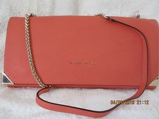 Trina Turk Nwt Coral Leather Large Clutch/shoulder Bag W/gold Chain Straps 