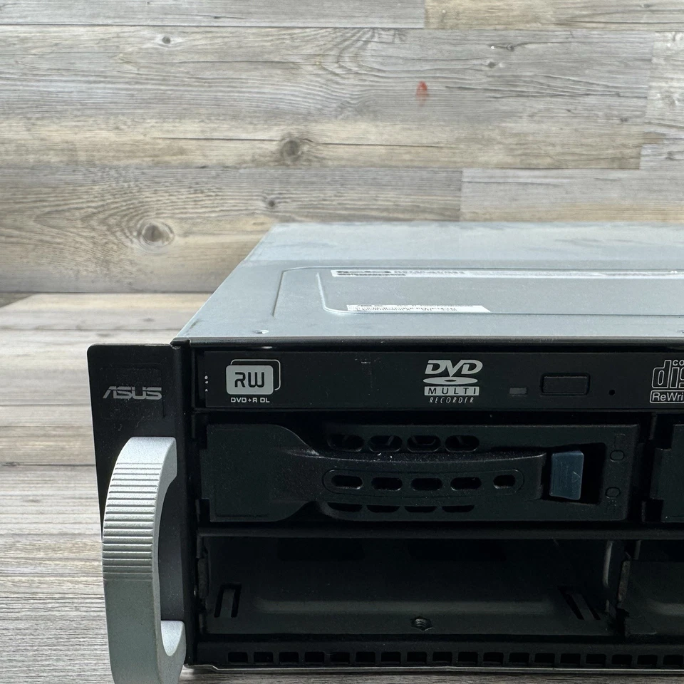 Asus RS720-X7/RS8 Server See Description Make Offer - Image 3 of 4