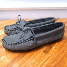 Minnetonka Kitty Hardsole  Women's  Size 7.5  Moccasin Gray  Slip On Shoes