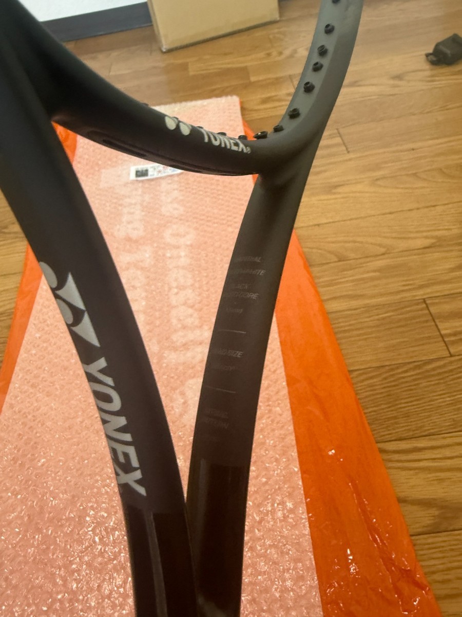 YONEX 2022 Model REGNA 98 02RGN98/02RGN98C Tennis Racket Black