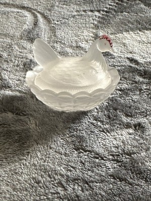 Miniature Frosted Glass Hen on Nest Trinket Dish White Chicken Salt Cellar 2pc