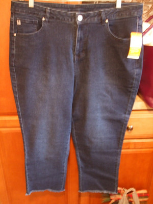 Belle by Kim Gravel Tall TruTemp Capri Jeans with Frayed Hem, 18WT, QVC, NWT