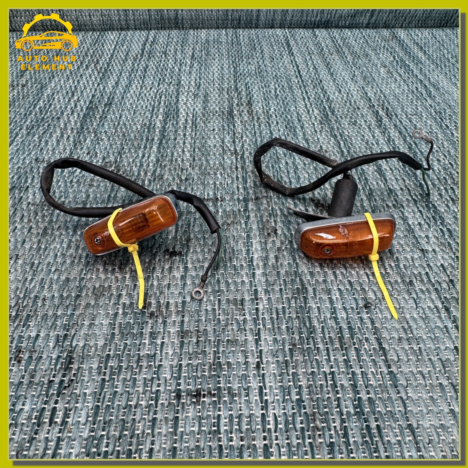 Bentley Brooklands 1992-1998 Front Right Side turn signals Set