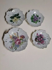 Set Of 4 Nasco Japan Maple Leaf Shaped Floral Tea Bag Plates w/ Gold gilt Trim