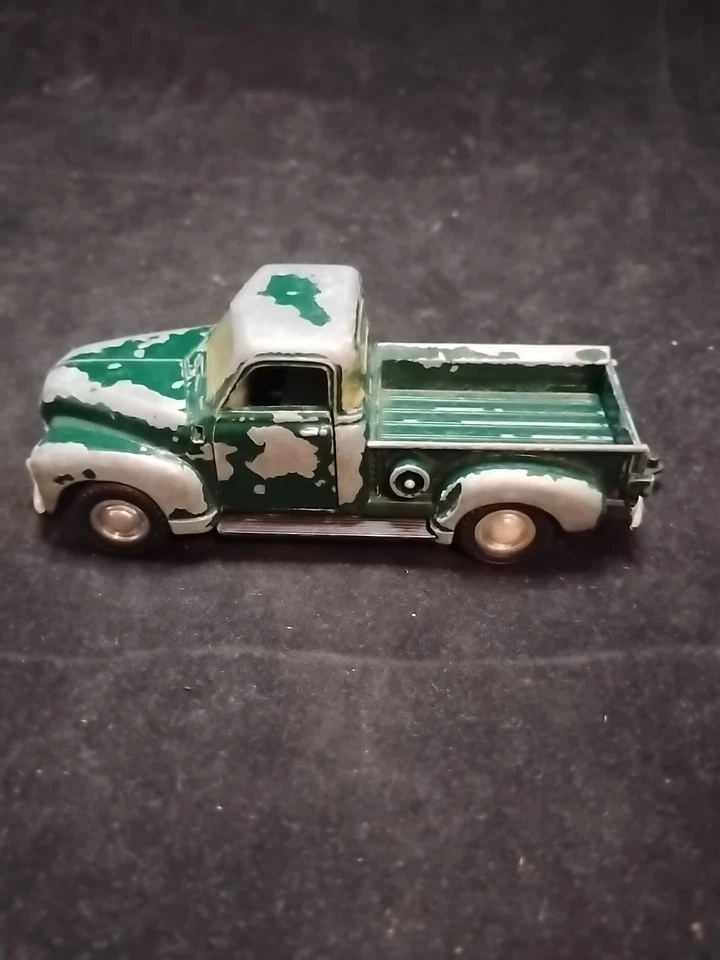 1/64 1953 Chevrolet Pick up - Image 2 of 4
