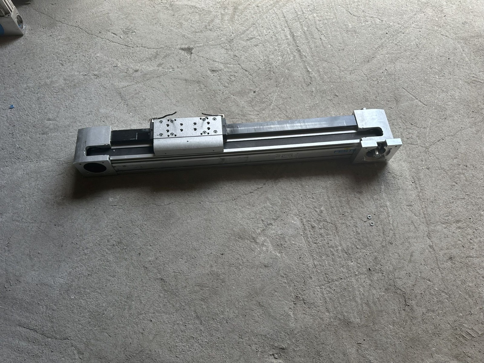 Festo 556815 toothed belt axis EGC-120-500