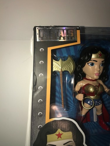 Wonder Woman Metals Die Cast Jada Toys DC Comics M378 6 pulgadas 2016 nuevo en caja - Imagen 5 de 6