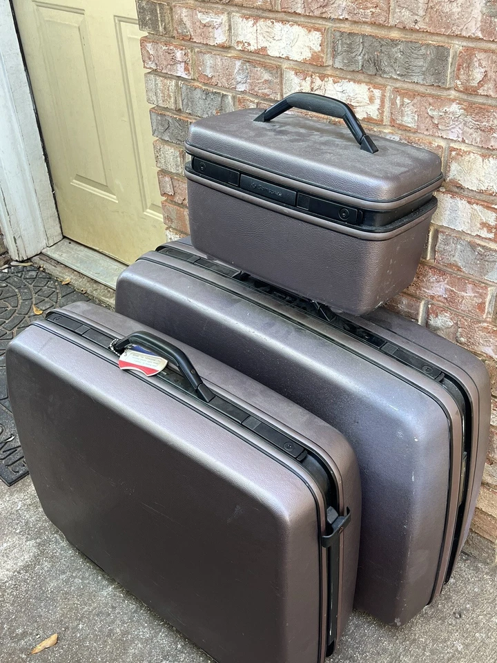 VTG Samsonite Large 3 piece Set Hard Shell Rolling Suitcase with Handle Luggage - Image 2 of 4