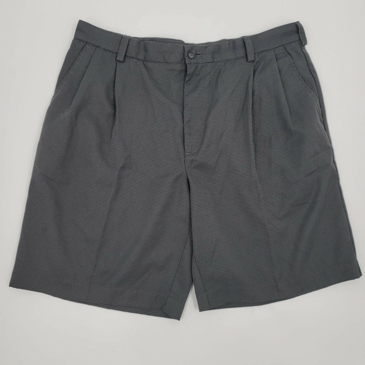 Izod pleated cheap shorts