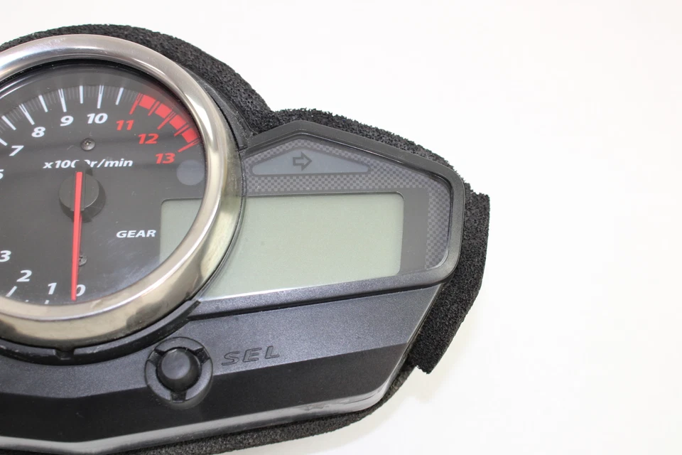 Suzuki GW250F 2015 15 Inazuma calibre 250 conjunto de clúster 6 k millas Foto 3 de 4