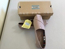 New TOMS Women's CLASSIC Solid Canvas Slip on flats shoes Light Gray 6US