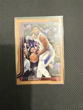 2025-26 Topps Flagship NBA Joel Embiid #22 Gold 146/2025 Philadelphia 76ers