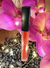 Huda Beauty Original Formula Limited Edition Liquid Matte Lipstick Alluring NIB