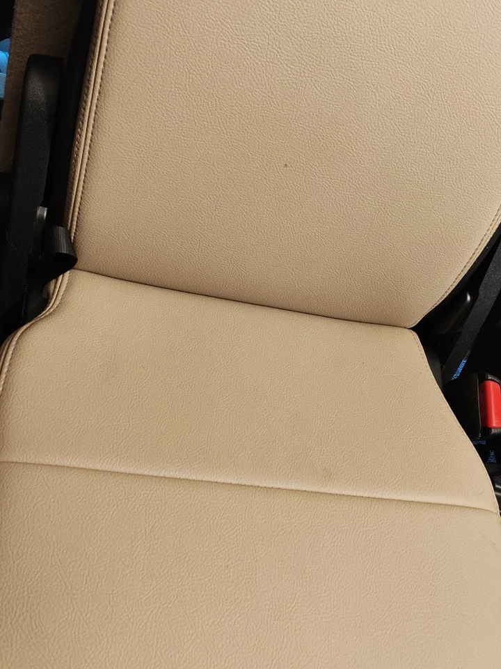 Land Rover LR3 2005-2009 TERCERA FILA ASIENTOS BEIGE Foto 2 de 4