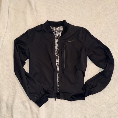 Nike Women s Small Reversible, Black And Gray White And Black Jacket