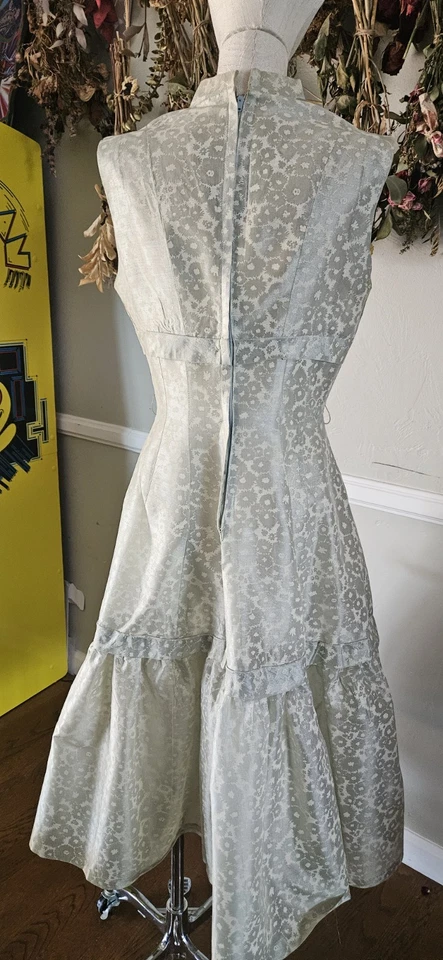Vestido transparente vintage de organza verde de los años 50 cintura caída como está Foto 2 de 4
