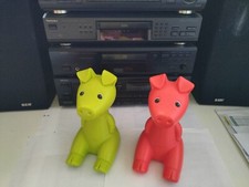 Coppia salvadanaio maialino Ikea Piggy design Monika Mulder Rosso Verde