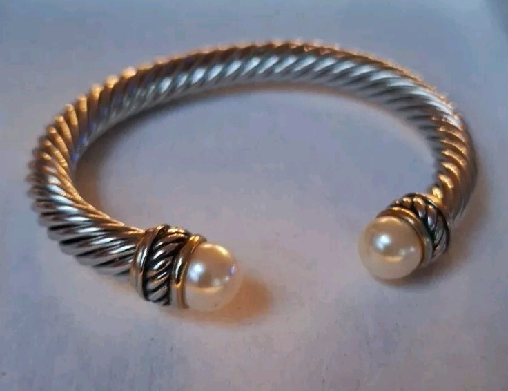 Twisted Cable with Pearl Bangle Bracelet Silver - image 1