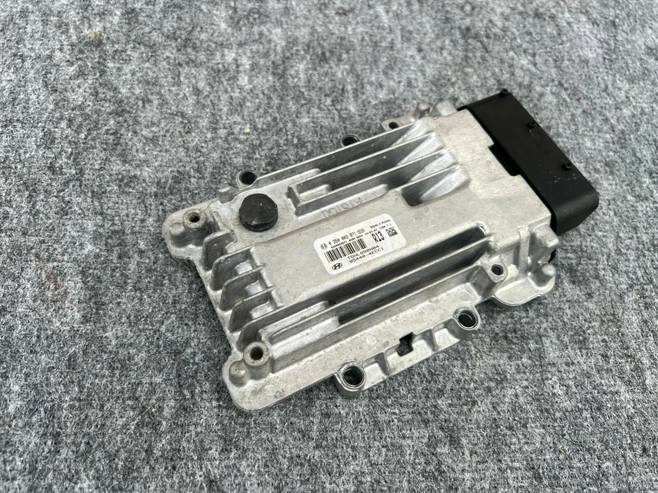 HYUNDAI GENESIS SEDAN 2015-2016 OEM TRANSMISSION COMPUTER ECU DME 5.0L V8 RWD - Image 3 of 4