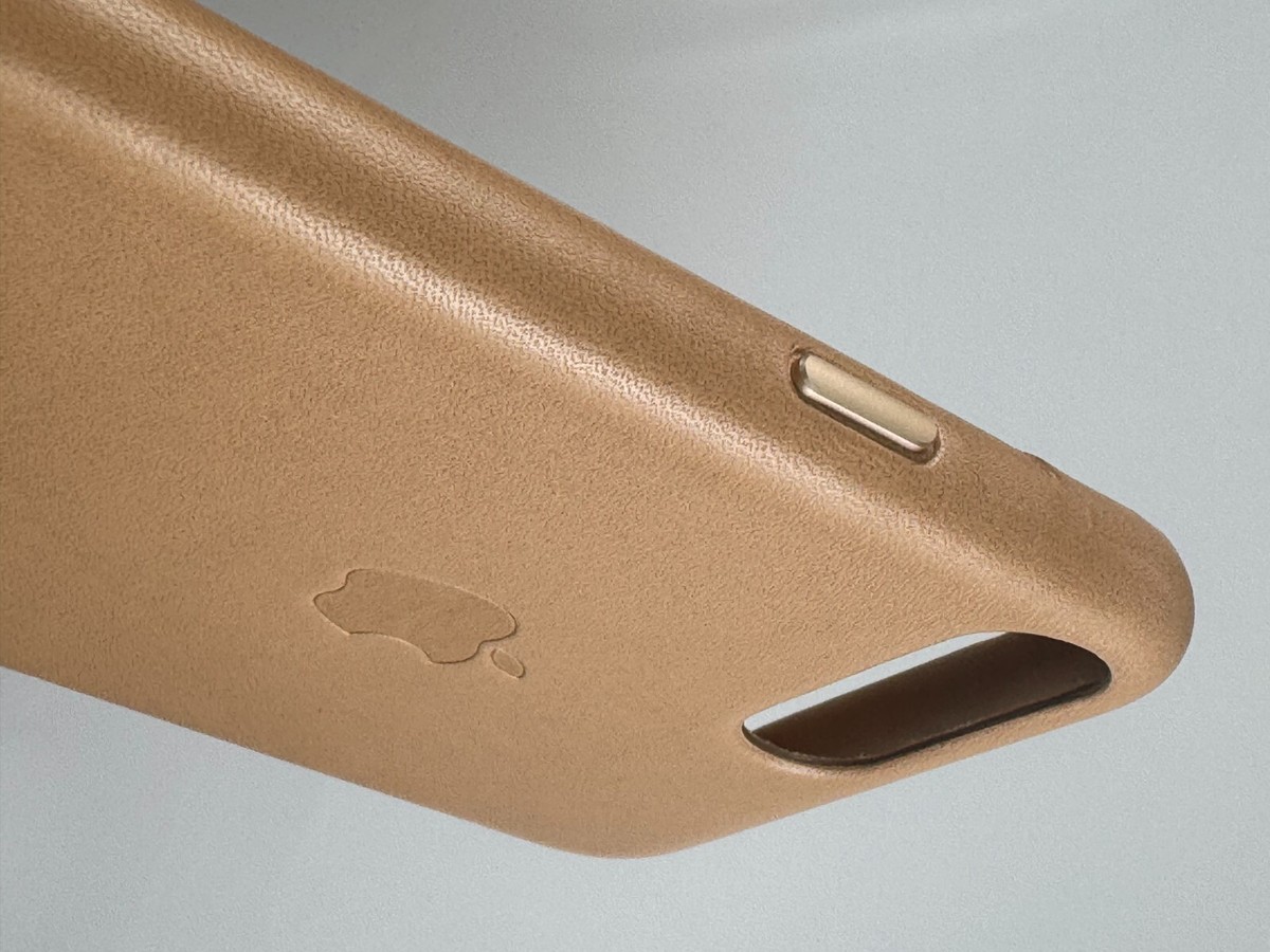 天然皮革 iPhone 7,8 Plusケース NEW in open Box Original Genuine Apple Leather Case for iPhone 7