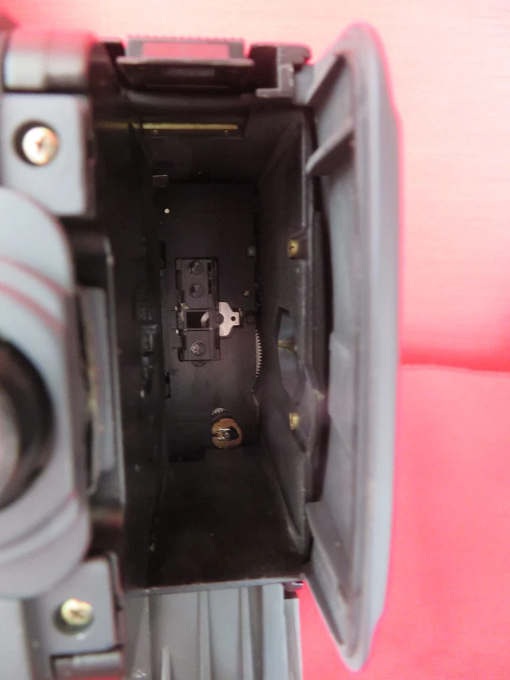 Caméra super 8 Bauer C 108 au complet avec boîte, notice, facture du 30/01/1980 - Photo 3/4