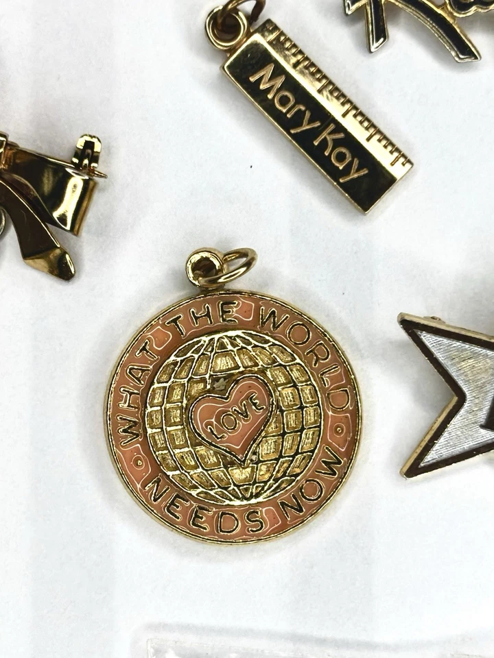 Lote De 11 Piezas De Premios Consultora Mary Kay Joyería Tonos Dorados De Colección Raro Foto 3 de 4