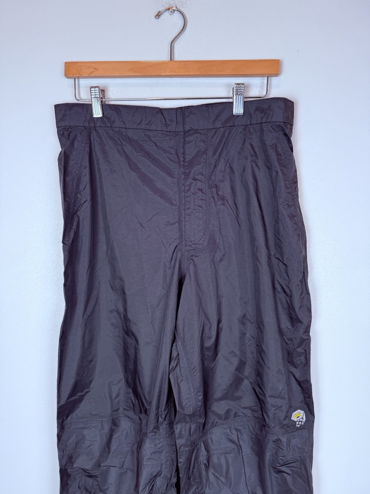 Mountain Hardware Plasmic Windstopper Waterproof … - image 2